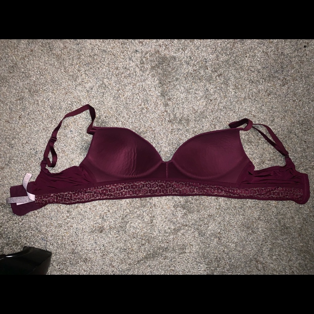 Victoria’s Secret bra 36C